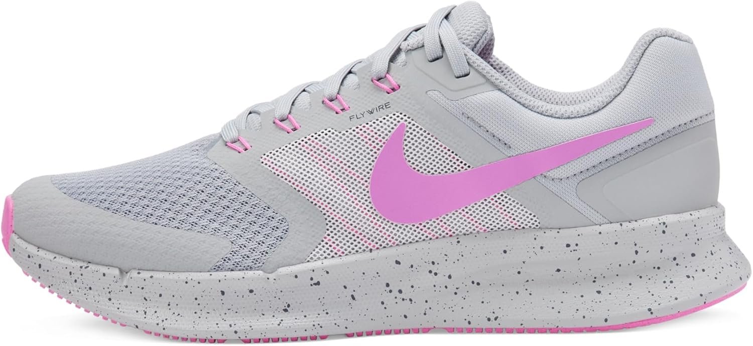 Nike Women’s Run Swift 3 Road Running Shoes