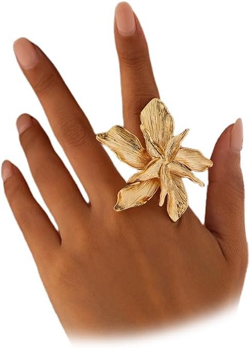 Statement Large Chunky Gold Flower Rings for Women, Unique Punk Big Thick Silver Pleated Floral Knuckle Ring Exaggerated Beach Prom Party Jewelry Gift