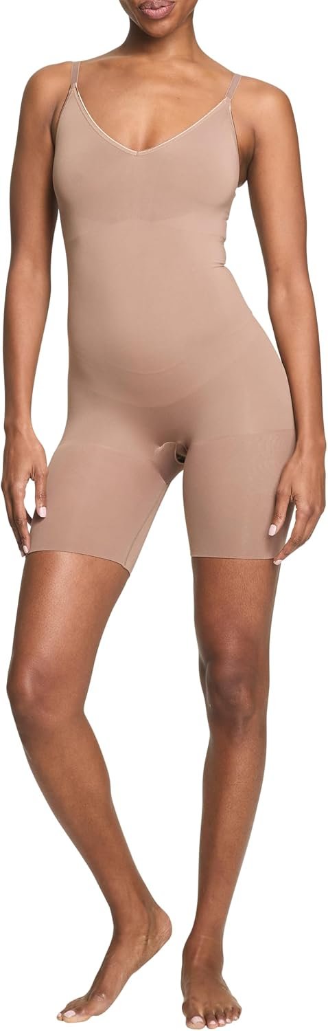 SPANX ASSETS Cami Mid-Thigh Bodysuit – Seamless Lightweight Sculpting – Women’s Body Shaper for Tummy Control